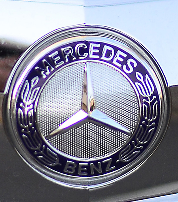 Mercedes-old-logo-emblem